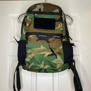 Brand: London Bridge Tranding Co. USA (LBT inc.) 14L Day Pack V2 Woodland